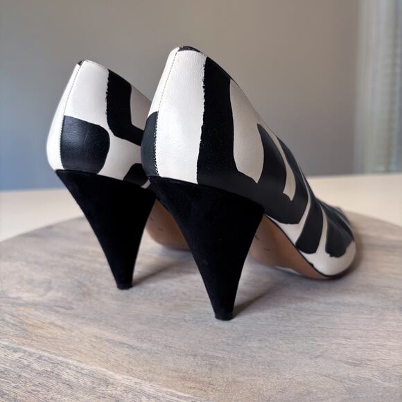 CELINE Paris Black White Graphic Leather Cone Heel Pumps Size 37 Made in Italy - Picture 6 of 14